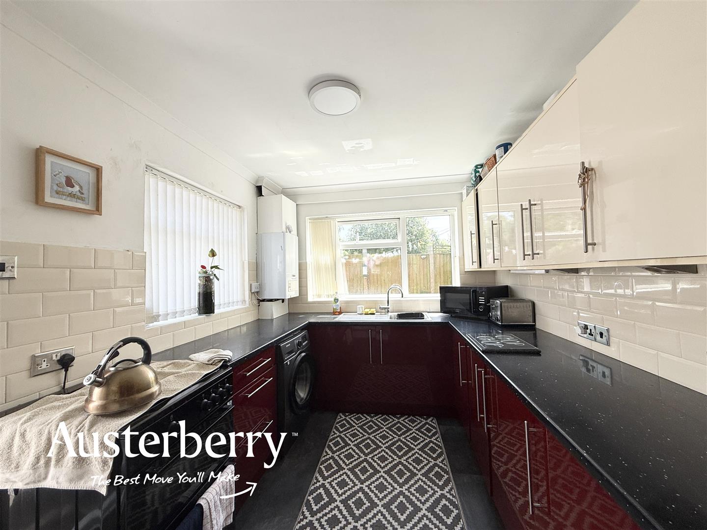 4 bed property in Heathcote Road, Stoke-On-Trent